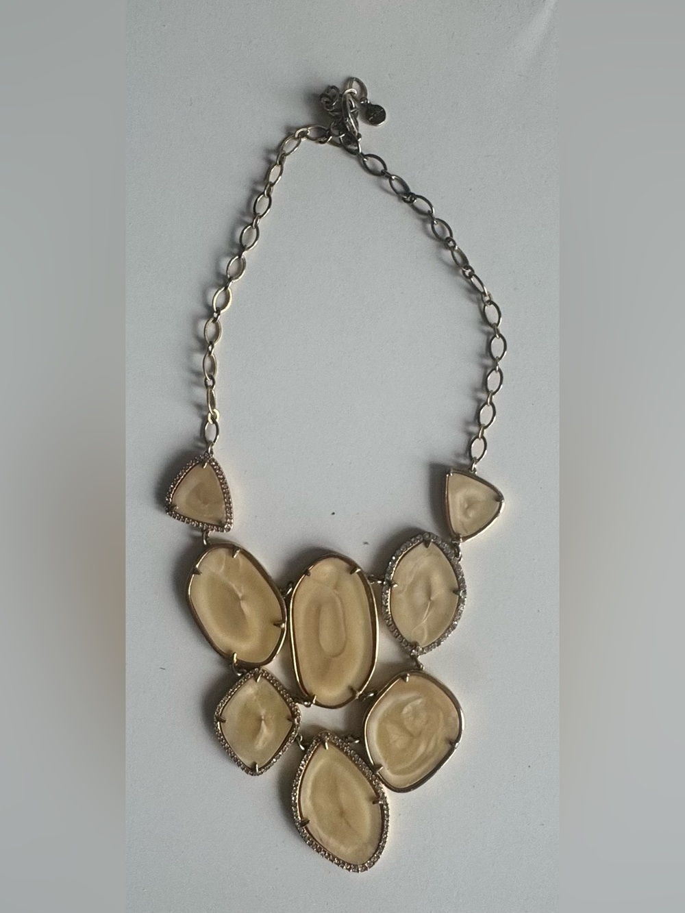 Stella & Dot Fiona Bib Statement Necklace – Ivory Cream & Gold | Never Worn |